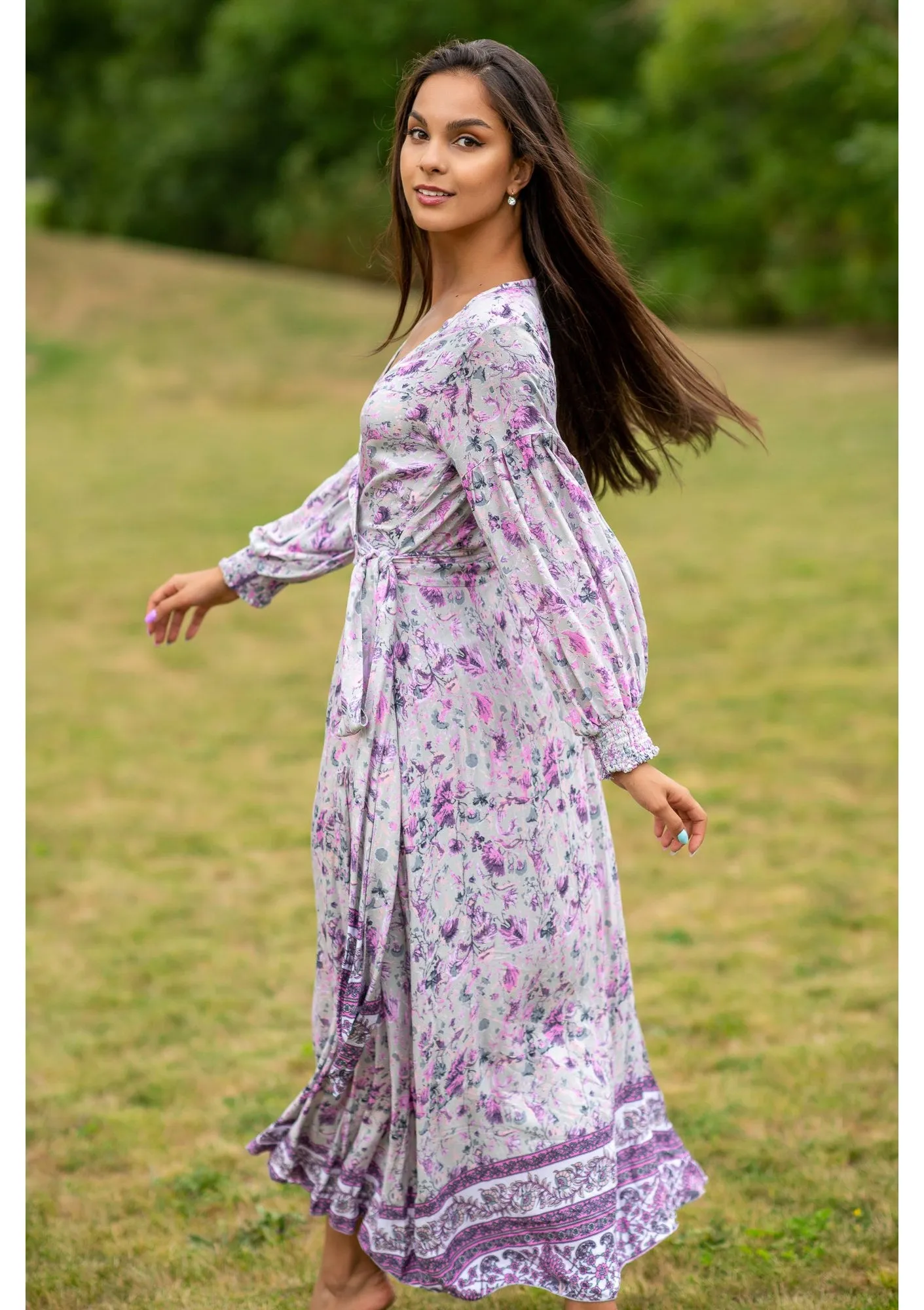 Queen Wrap Ruster Grey Dress