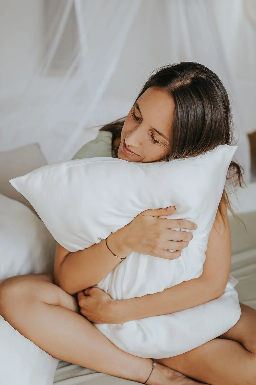 Set of 2 Natural silk pillowcases White Pearl